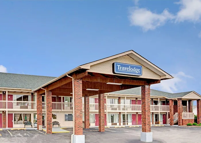 Travelodge By Wyndham Sellersburg