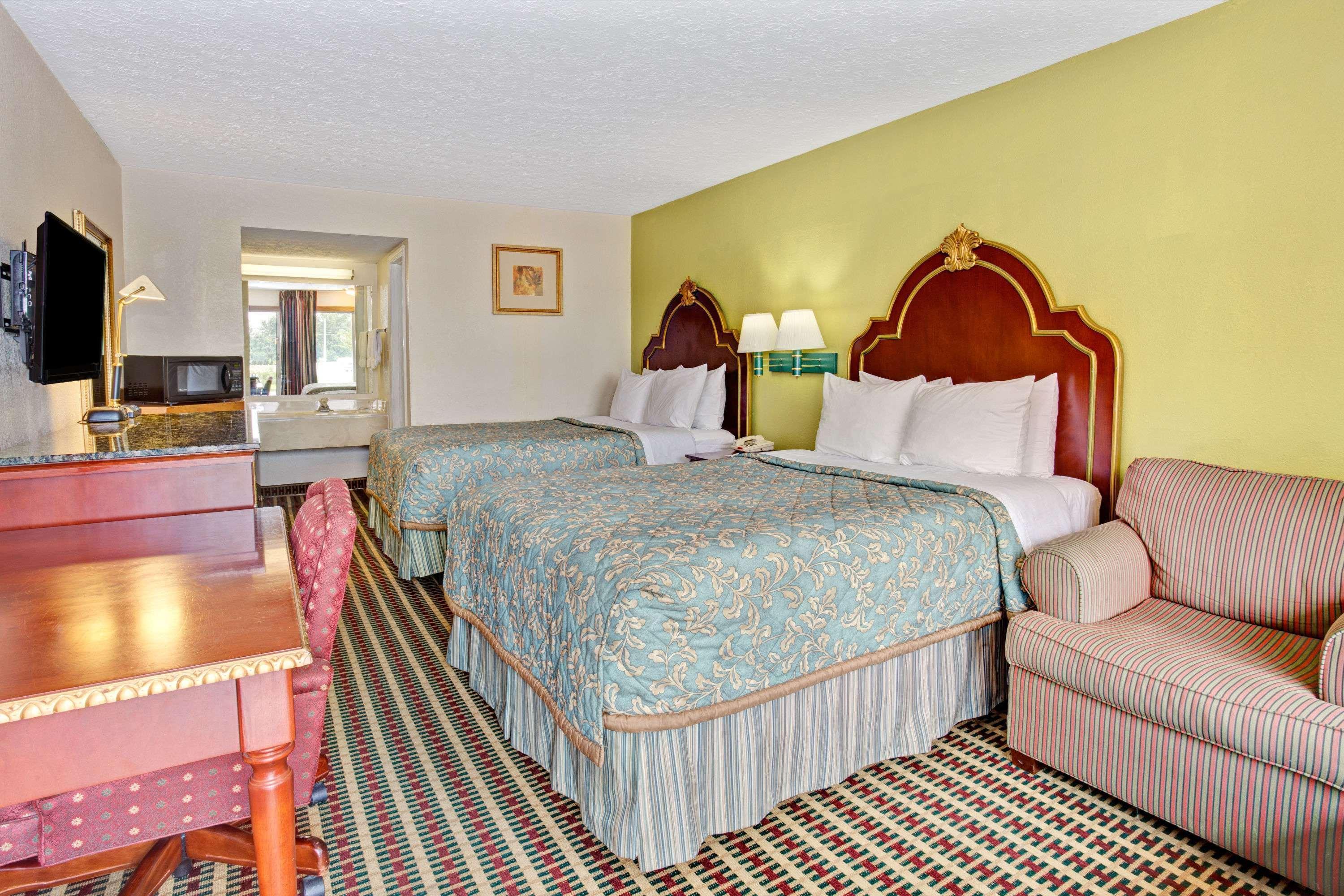 Travelodge By Wyndham Hotel