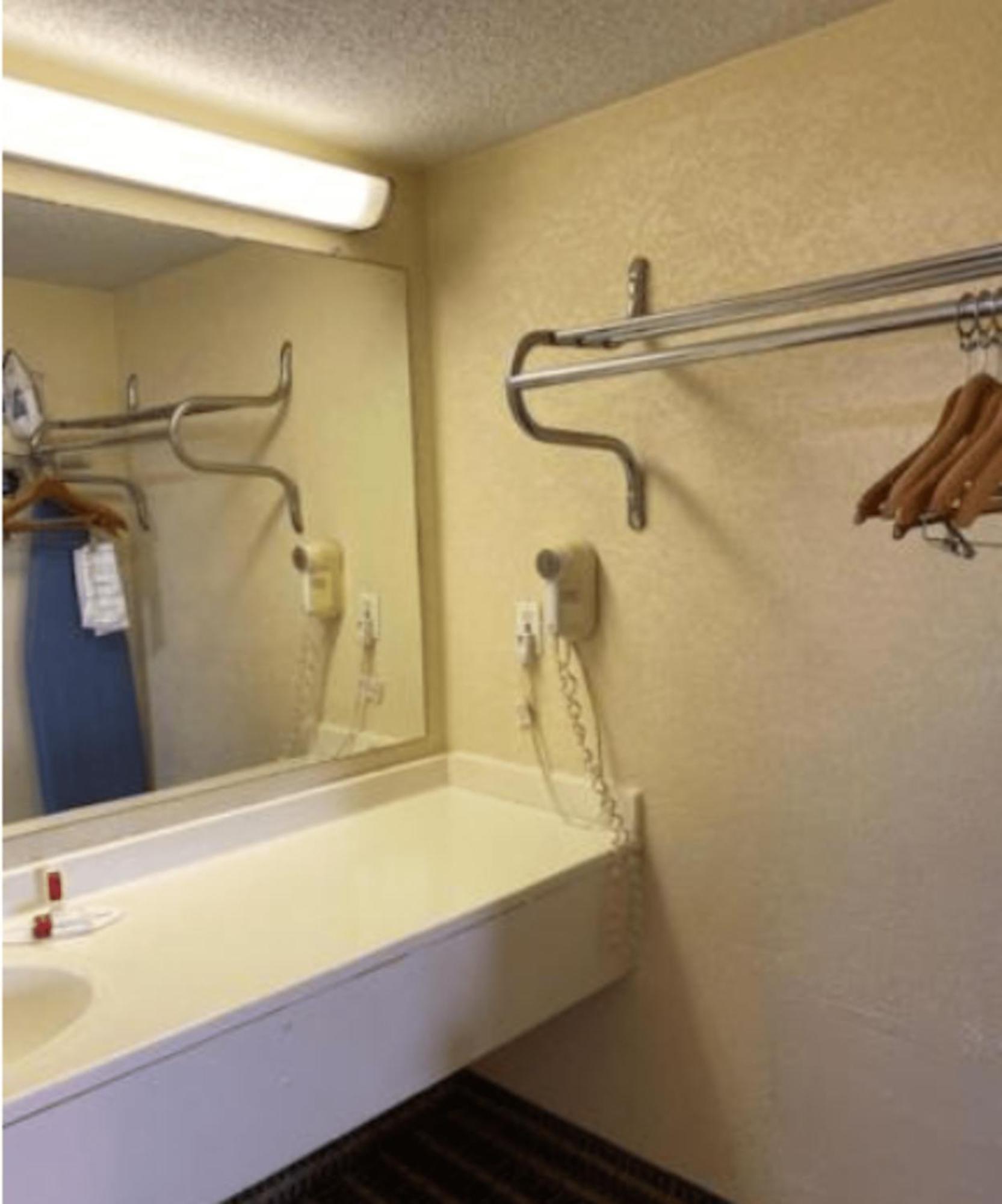Travelodge By Wyndham Hotel